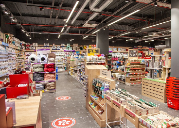 Decathlon y Kiwoko abren tiendas