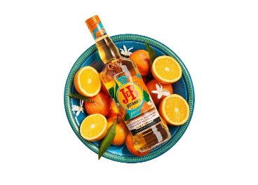 Diageo lanza el whisky J&B Botánico