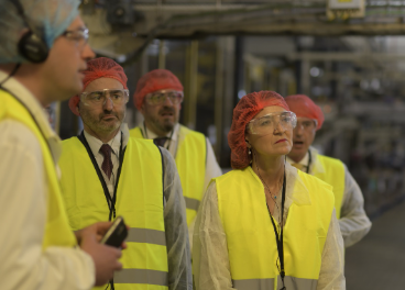 Visita de Reyes Maroto a Lactalis Nestlé