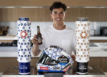 Marc Márquez, con el casco de Estrella Galicia