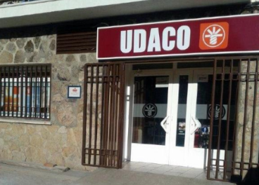 Exterior de tienda Udaco