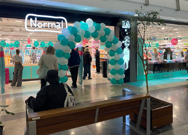 Tienda Normal en centro comercial Príncipe Pío