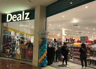 Supermercado Dealz en Tres Aguas