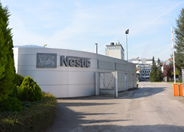 Nestlé reduce un 23% el uso de agua 