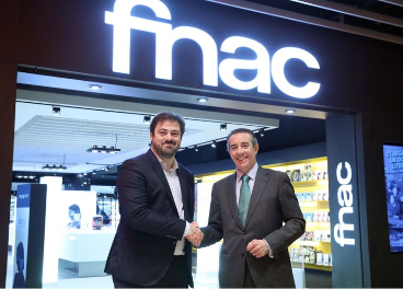 Enrique Martínez (Fnac) y J.A. Alcaraz (CaixaBank)