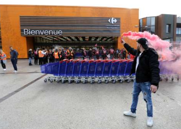 Huelga general en Carrefour Francia