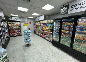 Carrefour y Sqrups inauguran supermercados