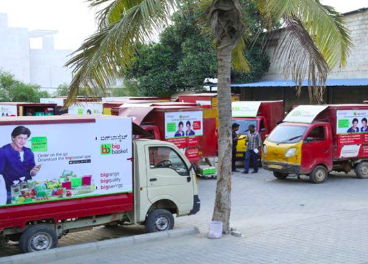 Camiones de reparto de mercancía de Big Basket