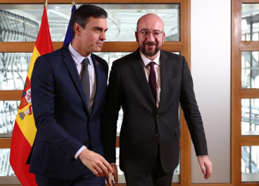 Pedro Sánchez, junto a Charles Michel