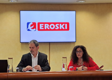 Mikel Larrea y Rosa Carabel, de Eroski