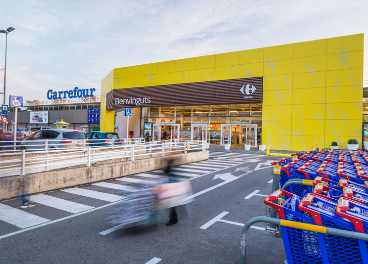 Carrefour vende cuatro 'híper' a Realty Income