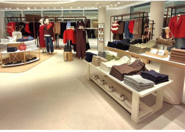 Mango y TK Maxx abren tiendas