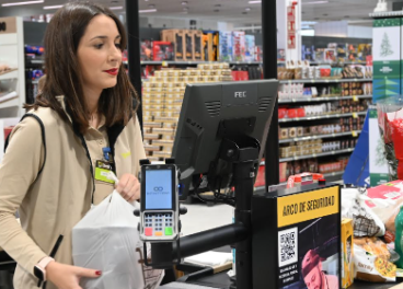 Family Cash abre su primer supermercado