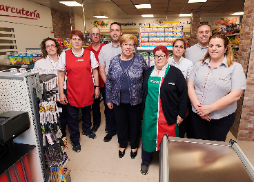 Empleados del Spar de Artenara (Las Palmas)