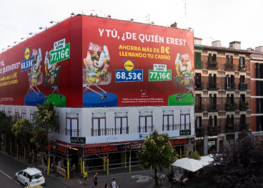 Pancarta de Lidl en Fuencarral