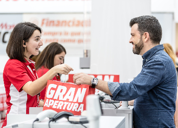 Cliente comprando en MediaMarkt