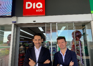 DIA abre sus primeras tiendas en gasolineras bp