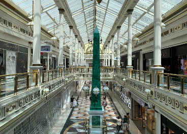 El centro comercial supera al supermercado