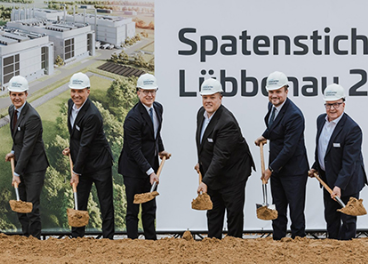 Puesta de la primera piedra Grupo Schwarz