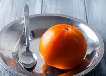 El kaki y el kiwi se promocionan en los mercados