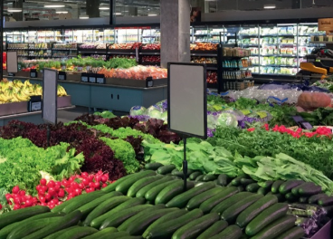 Interior de tienda de Auchan Retail