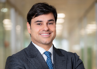 Nhood ficha a Michael Martínez McGough