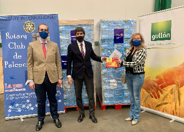 Donación solidaria de Gullón al Rotary Club