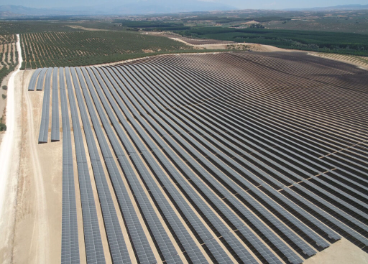 Parque solar Pinos Puente en Granada