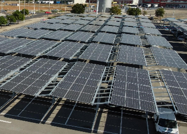 Alcampo instalará paneles solares en hipermercados