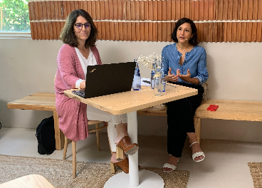 Carmen Gómez y Sara Blázquez de Coca-Cola