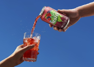 Damm presenta Nestea Frutos Rojos con Açaí