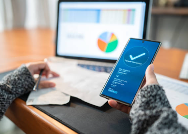 El e-commerce crece un 33% en España