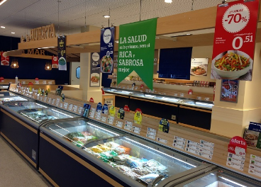 Interior de supermercado La Sirena