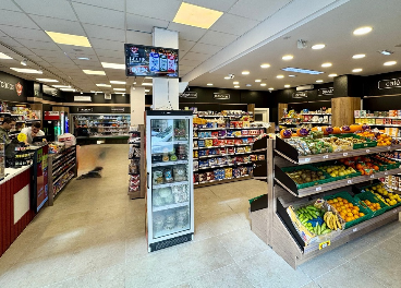 Estrenos de Mercadona, Gadisa y Spar
