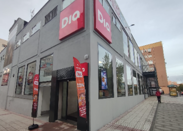 DIA abre cuatro tiendas