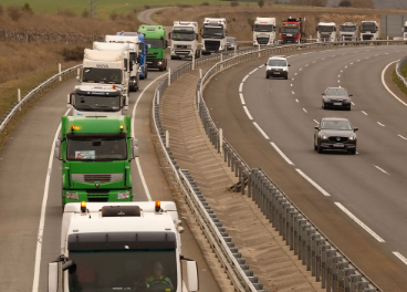 La huelga de transportes asfixia al sector