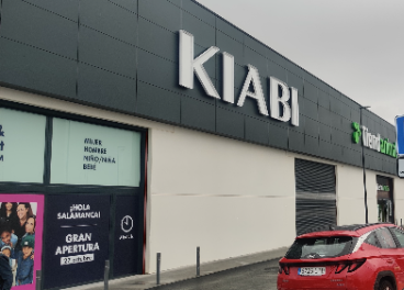 Fachada de la tienda de Kiabi en Salamanca