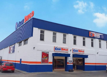 Cash Diplo compra una tienda a García Romo