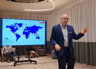 Tomás Meléndez, Internacionalización de Pascual