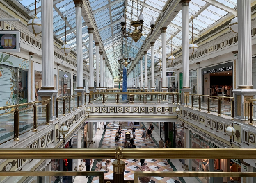 Los centros comerciales subren las visitas un 3,3%