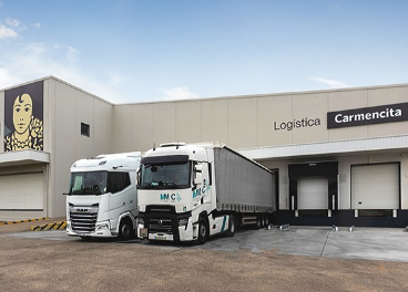 Carmencita estrena nave logística en Elche