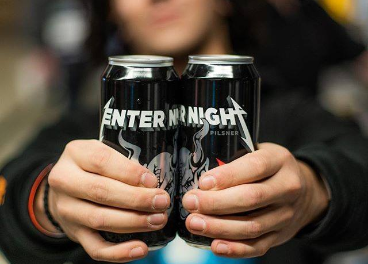 Enter Night Pilsner, cerveza de Metallica