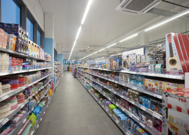 Action y Suarez inauguran tiendas
