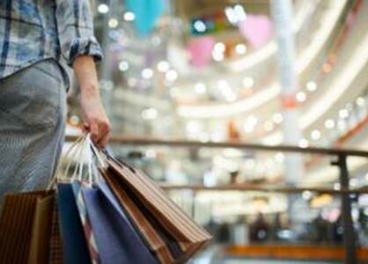Afluencia a centro comercial en septiembre