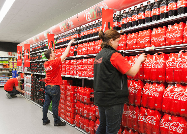 Lineal con productos de Coca-Cola