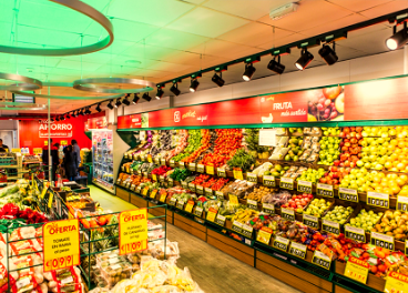 Interior de un supermercado DIA