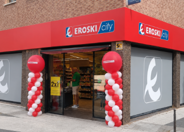 Eroski estrena tres supermercados