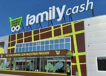 Family Cash factura un 45% más