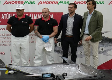 Ahorramás apuesta por el pescado fresco nacional