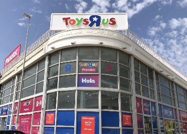 Nuevas tiendas de Toys `R` Us y Forum Sport